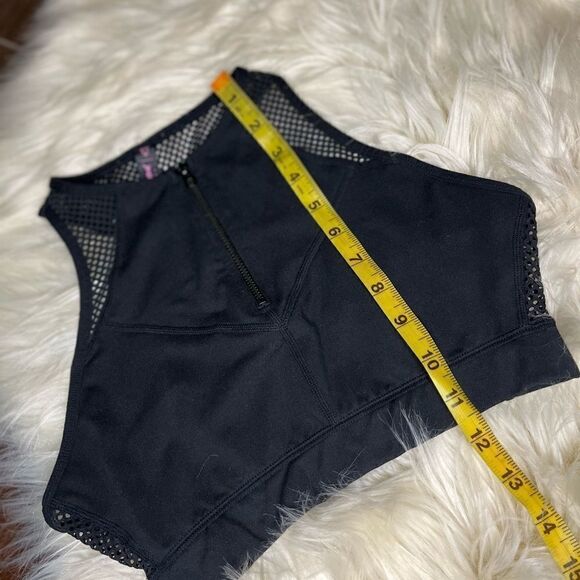 Betsey Johnson black Performance Zip Front Mesh Yoga Sports Bra sz small - Picture 9 of 9
